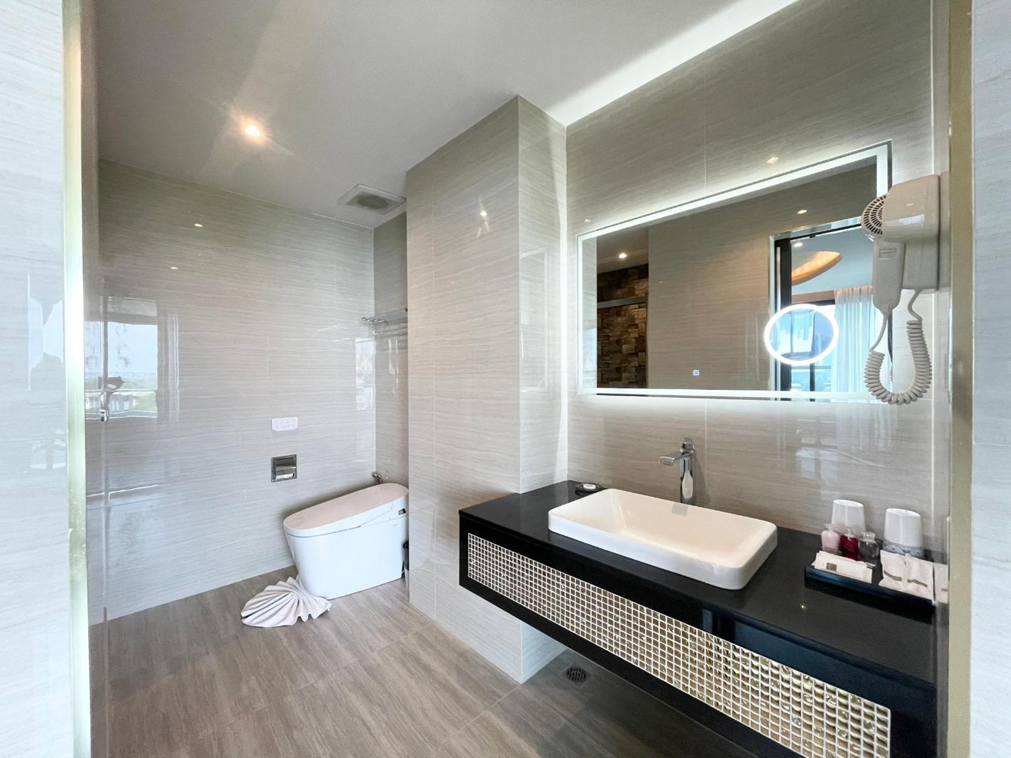 The Tj Hotel Jomtien Eksteriør billede