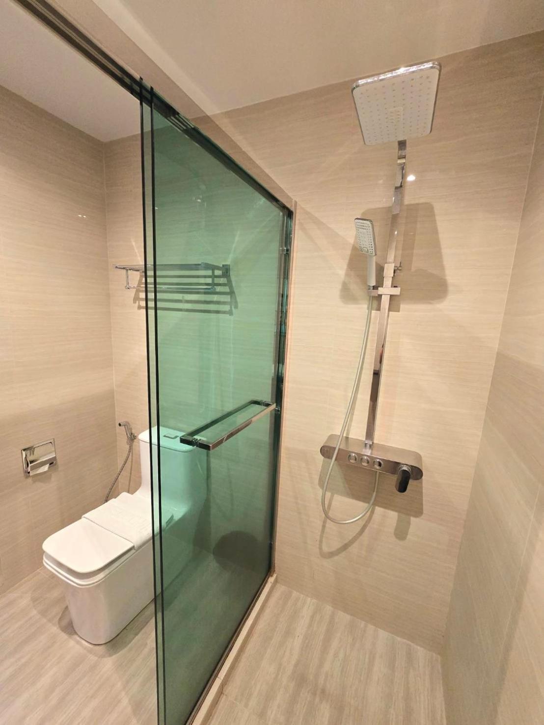 The Tj Hotel Jomtien Eksteriør billede