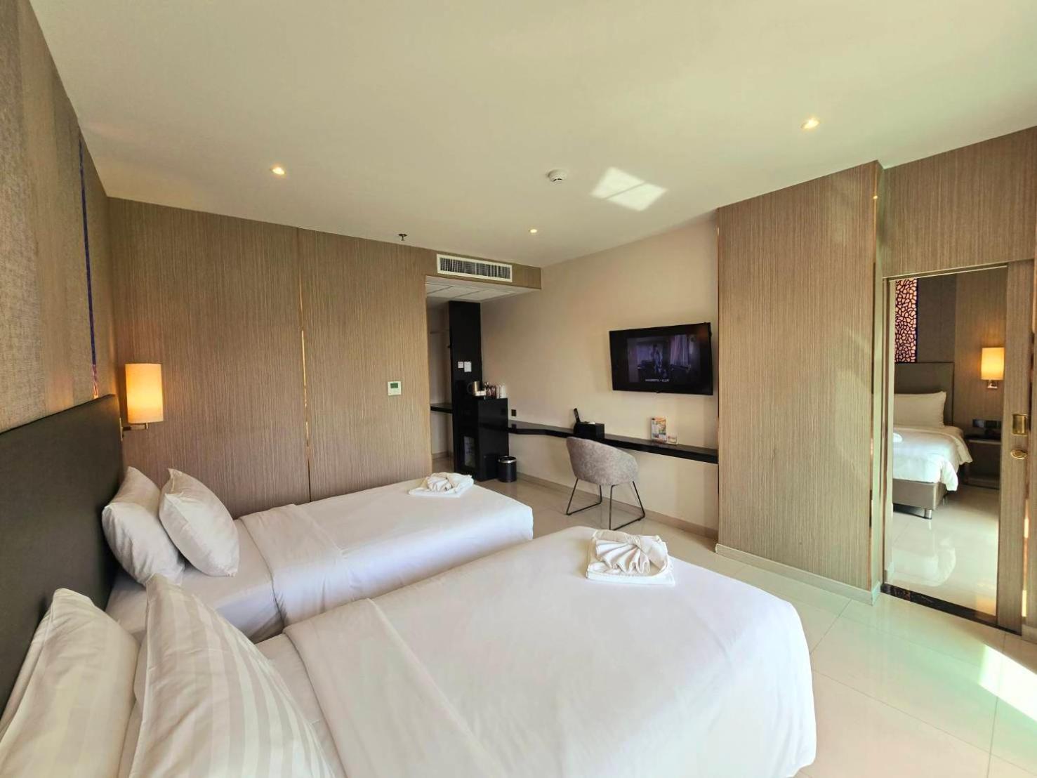 The Tj Hotel Jomtien Eksteriør billede