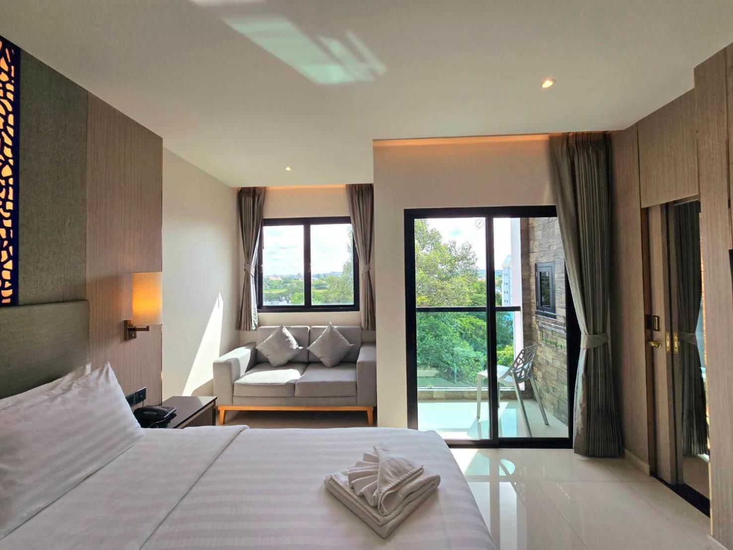 The Tj Hotel Jomtien Eksteriør billede