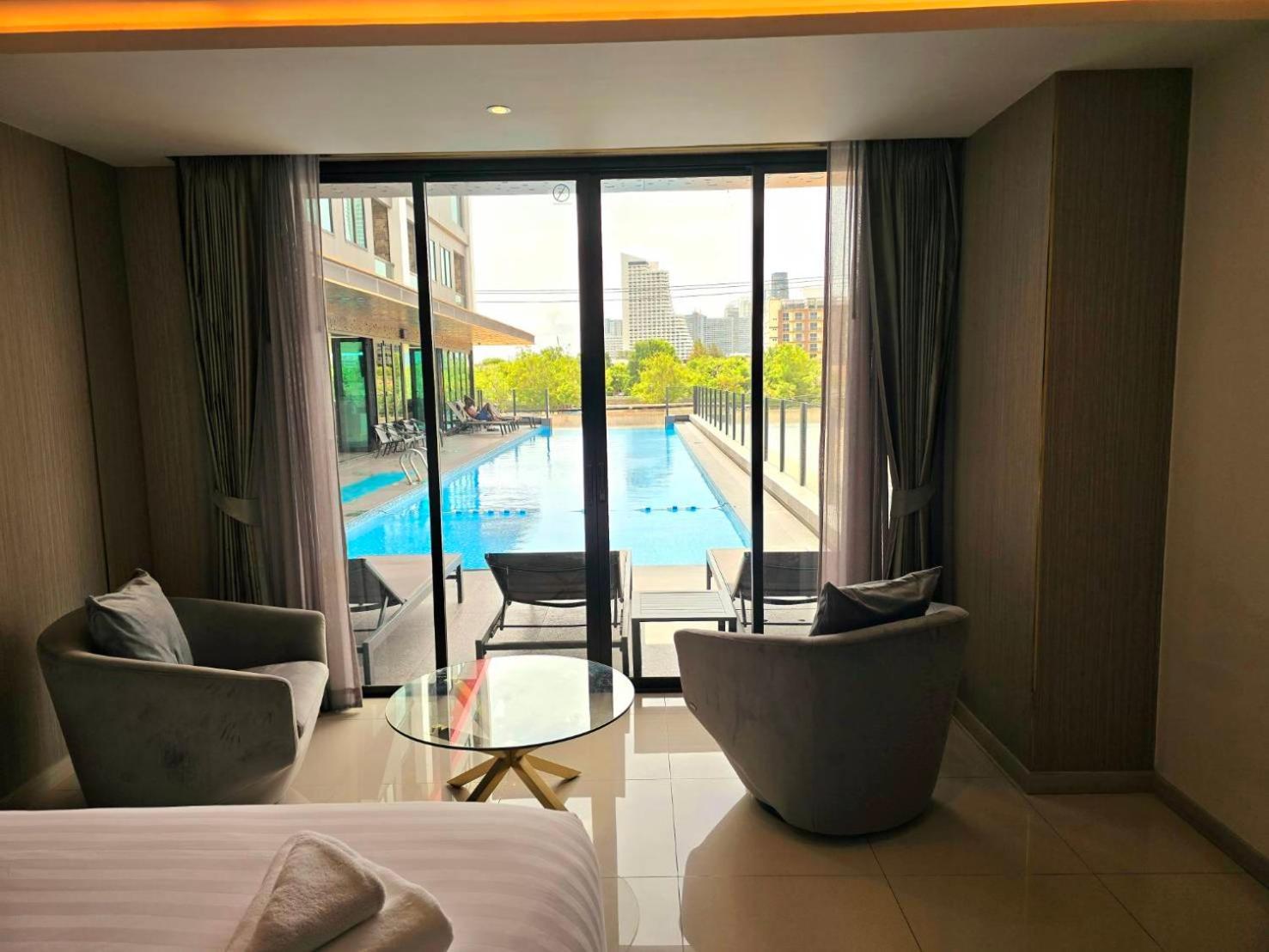 The Tj Hotel Jomtien Eksteriør billede