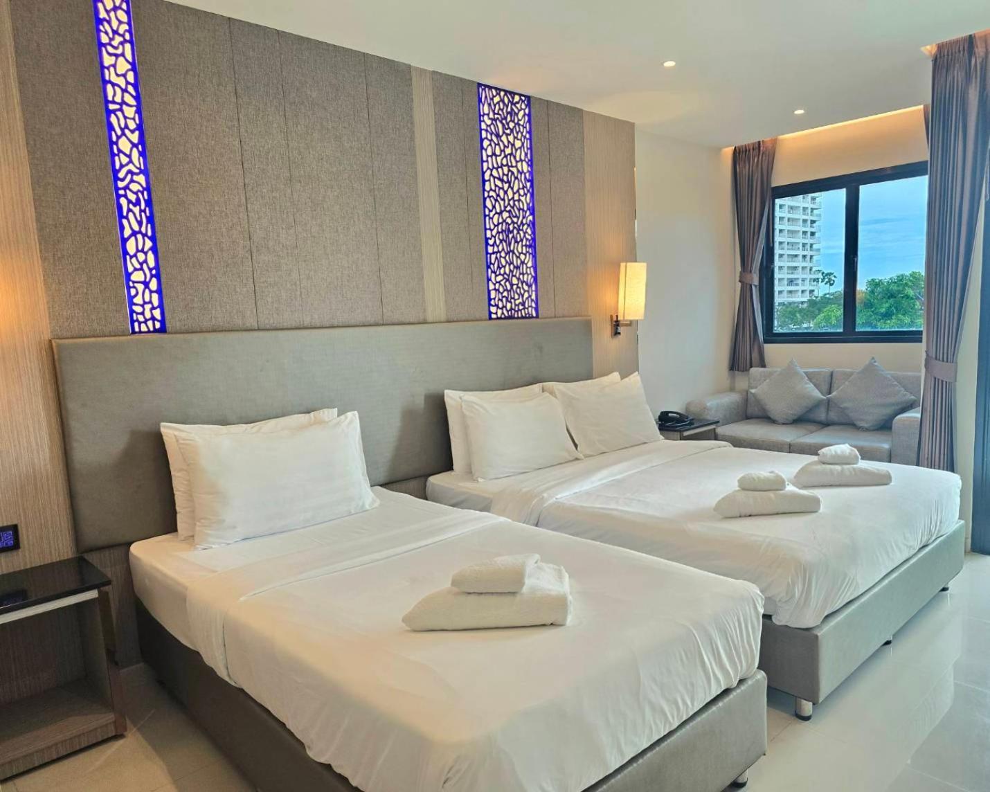 The Tj Hotel Jomtien Eksteriør billede