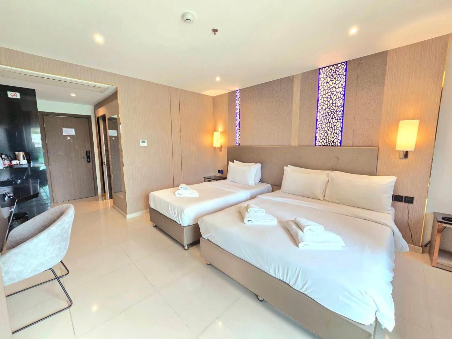 The Tj Hotel Jomtien Eksteriør billede